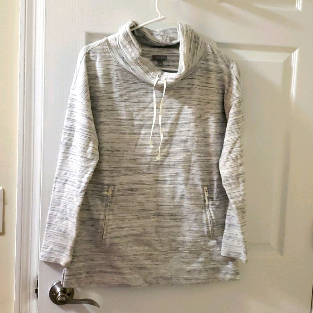 Athletic sweatshirt